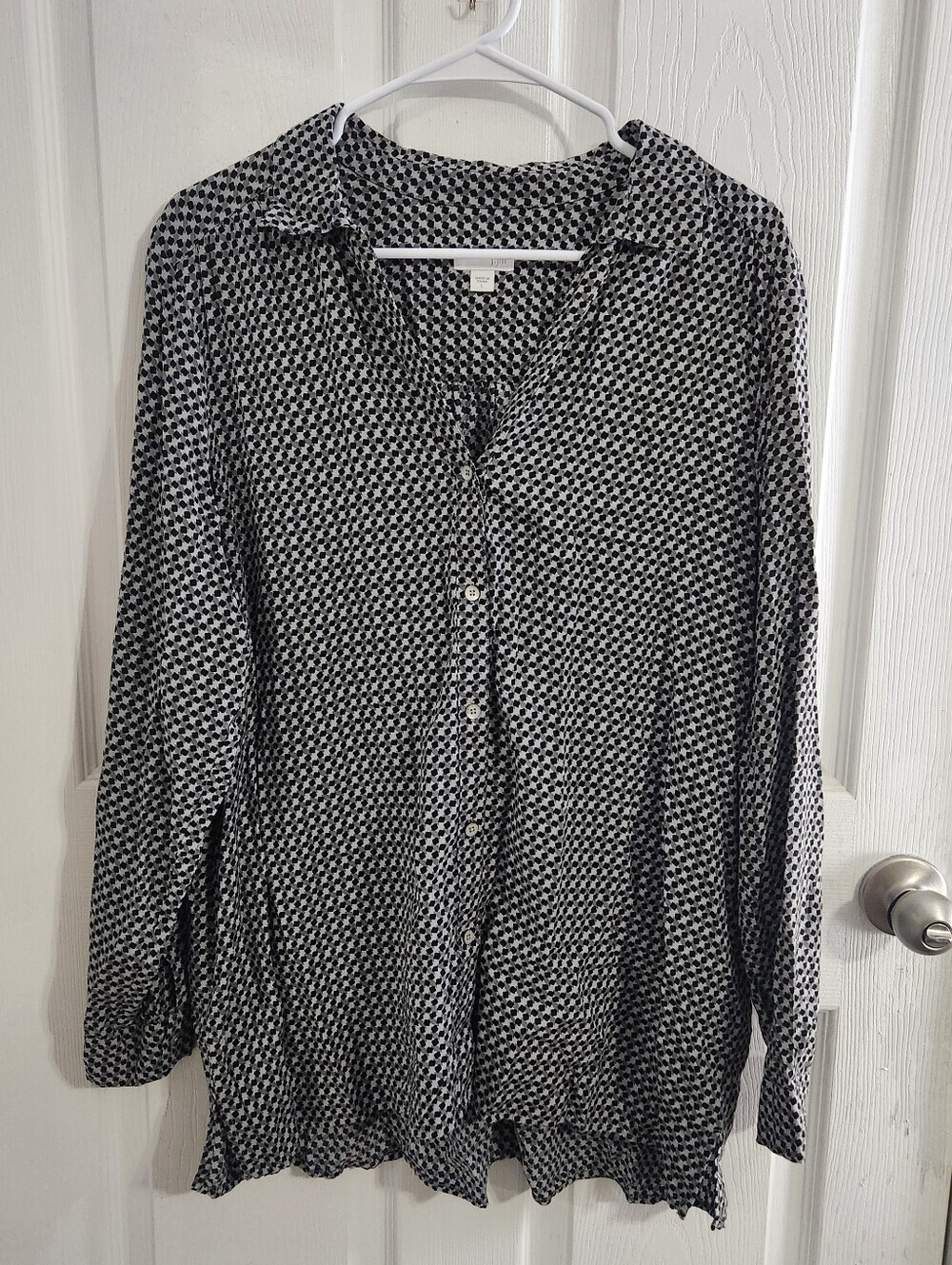 J.Jill large geometric button up collared shirt colligate office wear corpcore